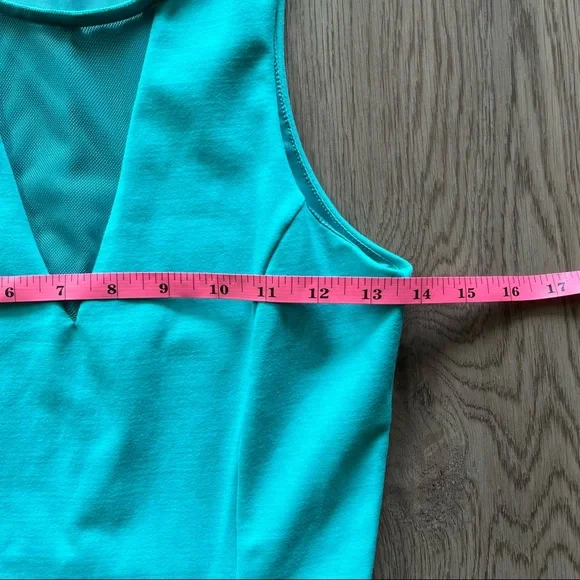 Bebe Women’s Small Aqua Peplum Tank Top Blouse w/ V-Neck Mesh Video - Picture 5 of 8